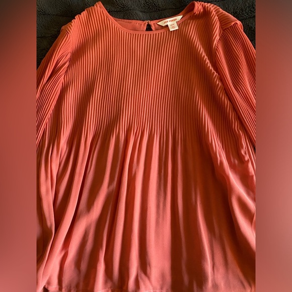 2 for $20 🌸 Joe Fresh Chiffon Top - Picture 4 of 4